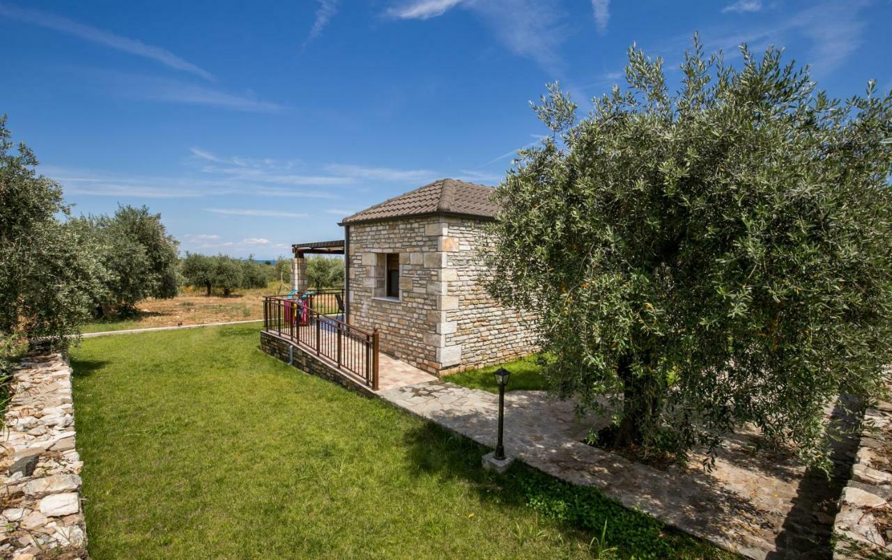 Elaionas Stone Houses Skala Potamia  Exterior foto